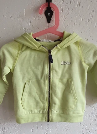 Neon Yellow Unisex Sweatshirt Size 80, marque: Cuddles & Smiles, état: Très bon état, taille: 9-12 mois / 74 cm, 2,00 €, 2,80 € Protection acheteurs incluse