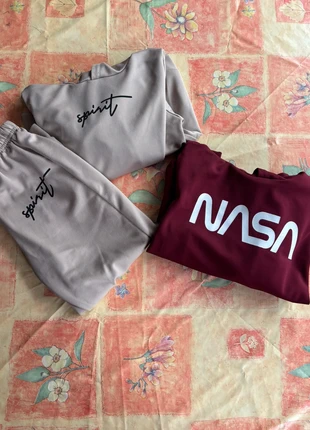 Shein truien, brand: Shein, condizioni: Ottime, taglia: 7 anni / 122 cm, €8.00, €9.10 include la Protezione acquisti