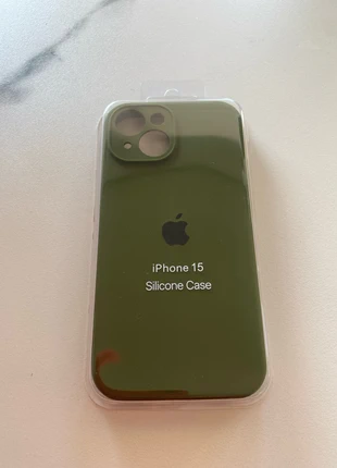 Coque iPhone 15 verte kaki, état: Neuf sans étiquette, 8,99 €, 10,14 € Protection acheteurs incluse