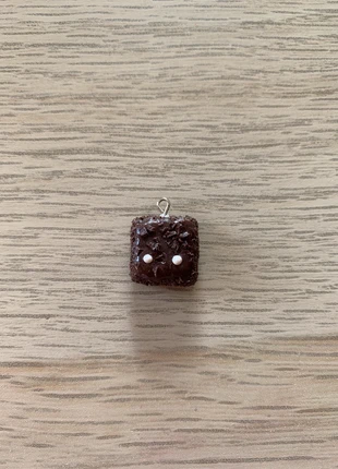kawaii brownie polymer clay charm, marke: Handmade, zustand: Sehr gut, 2,00 €, 2,80 € inklusive Vinted-Käuferschutz