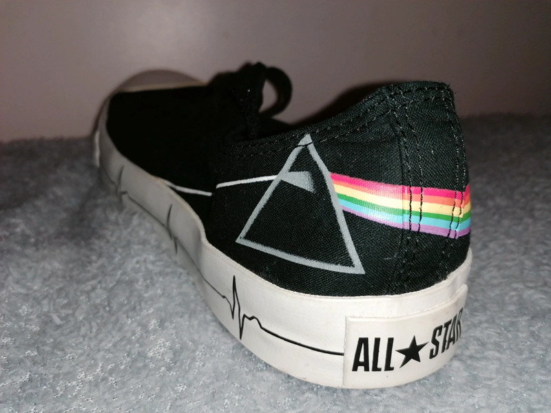 Size 11 Converse All ⭐Star RARE Pink Floyd Dark side of the moon    3