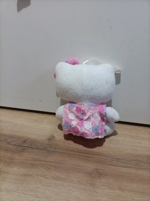 Peluches/accessoires pour chaussures Sanrio Hello Kitty
