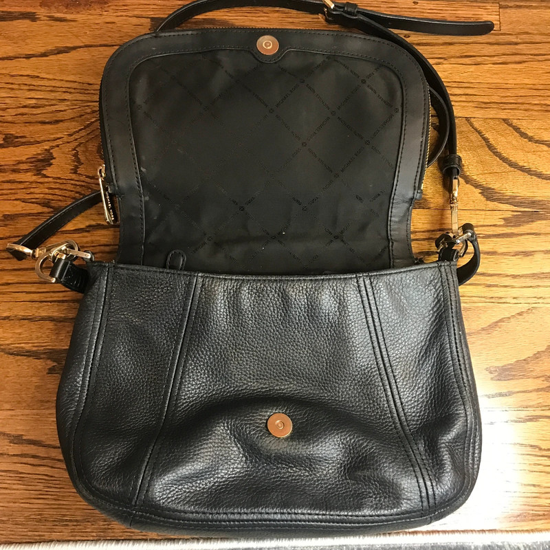 Michael kors crossbody 4