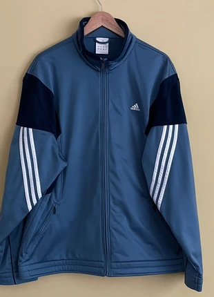 Chaqueta Adidas Vintage 90s Hombre 2XL | Gris azulado | Logo bordado, merk: adidas, staat: Heel goed, maat: XXL, € 25,00, € 26,95 inclusief Kopersbescherming