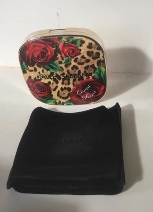 Rarissime!! Dolce & Gabbana, Love Collection 💕 highlighter, Neuf, marca: Dolce & Gabbana, estado: Novo com etiquetas, €59.00, €62.65 inclui Proteção do Comprador