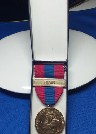 Médaille de le défense nationale bronze, staat: Heel goed, € 10,00, € 11,20 inclusief Kopersbescherming