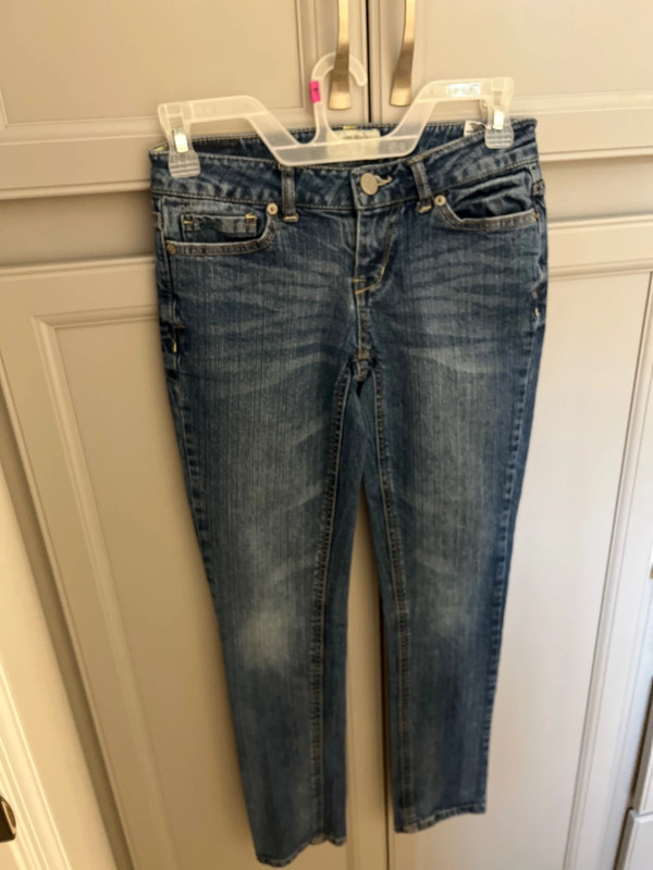 Women’s medium denim rinse Aeropostale skinny jeans euc size 00 short Bayla skinny fit 1