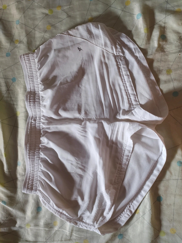 Short deportivo blanco de Primark Vinted