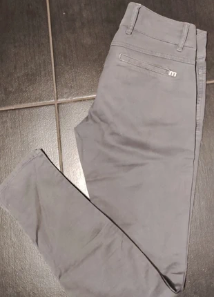 Met donna: pantaloni skinny grigi, perfetti per ogni look!, brand: Met, condizioni: Ottime, taglia: XS / IT 38 / EU 34, €8.00, €9.10 include la Protezione acquisti