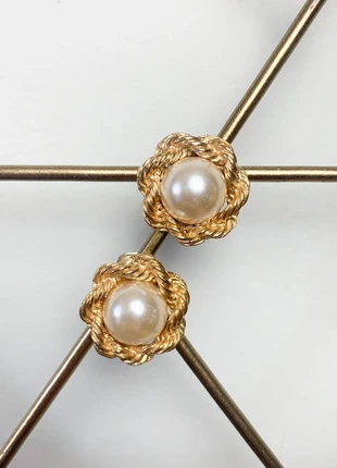 Clips d’oreilles vintage dorés et perle #bo #vintage, marke: Vintage, zustand: Sehr gut, 12,00 €, 13,30 € beinhaltet Vinted-Käuferschutz Pro