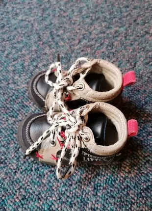 Bottillons garçon 18, marca: Tissaia, estado: Muito bom, tamanho: 18, €2.00, €2.80 inclui Proteção do Comprador