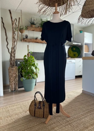 🖤 Robe longue noire Bershka Taille S/M Chic & polyvalente, marca: Bershka, estado: Muito bom, tamanho: S / 36 / 8, €10.00, €11.20 inclui Proteção do Comprador