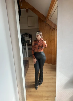 Geometric print mesh longsleeve top, staat: Nieuw zonder prijskaartje, maat: S / 36 / 8, € 6,00, € 7,00 inclusief Kopersbescherming