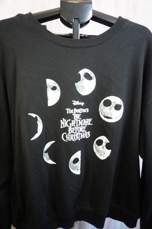 Disney: The Nightmare Before Christmas Crewneck Sweater 5