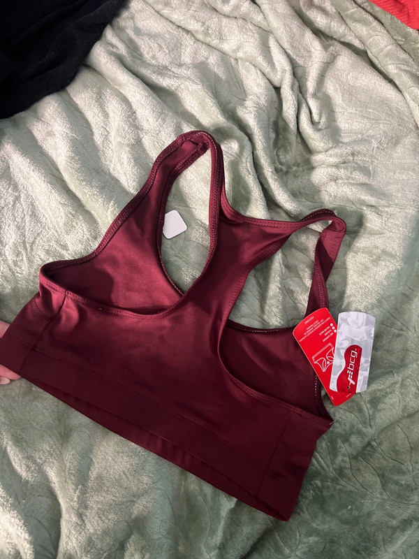 NWT sports bra 5