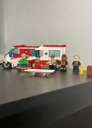 LEGO city set (60023), brand: City, condizioni: Discrete, taglia: Taglia unica, €20.00, €21.70 include la Protezione acquisti