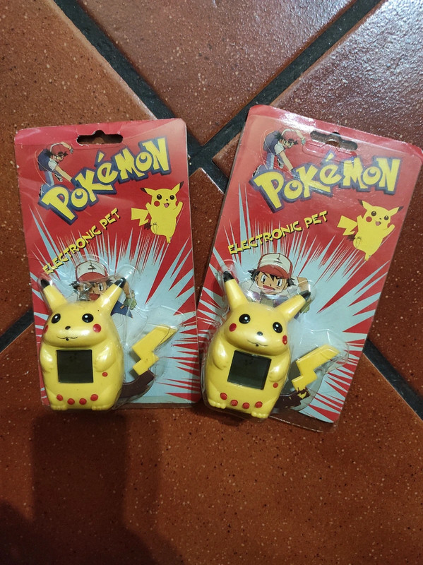 Tamagotchi Pikachu 1990
