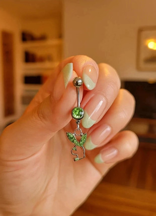 Bijoux Corps Nombril Piercing Lapin Diamant Vert + Argent Vert Playboy (11), marke: Playboy, zustand: Neu, mit Etikett, 6,97 €, 8,02 € inklusive Vinted-Käuferschutz