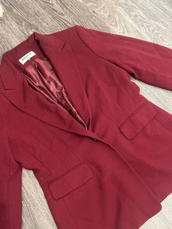 Burgundy blazer 4