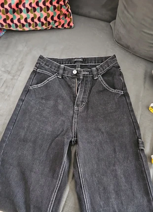 Jean noir, merk: bei si dun, staat: Heel goed, maat: S / 36 / 8, € 10,00, € 11,20 inclusief Kopersbescherming