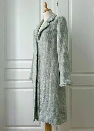 chanel manteau en tweed vert menthe, marque: Chanel, état: Très bon état, taille: M / 38 / 10, 1 500,00 €, 1 530,00 € Protection acheteurs incluse
