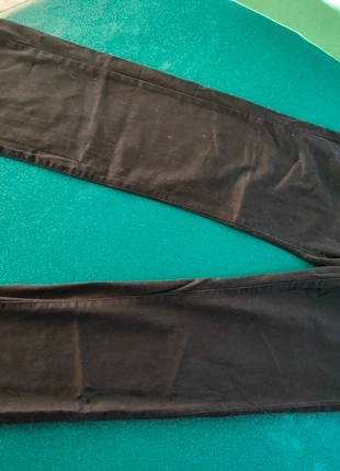 Vaquero negro., marca: fivepockets, estado: Muy bueno, tamaño: XS / 34 / 6, 4,50 €, 5,43 € Protección al comprador incluida