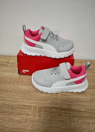 Sneakers Puma taglia 22 nuove mai indossate, brand: Puma, condizioni: Nuovo con cartellino, taglia: 22, €25.00, €26.95 include la Protezione acquisti Pro