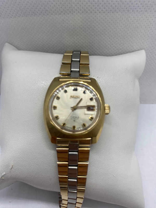 Vintage ladies watch seiko tomatic 17 jewels hi beat 2205 0211