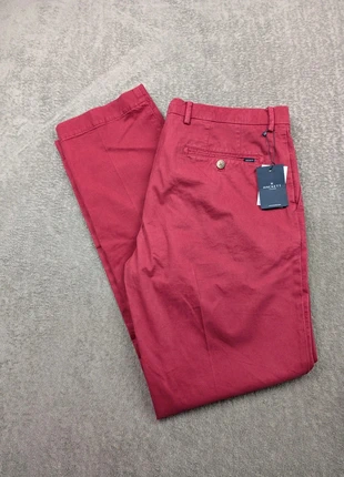 Chino Hackett London Homme rouge taille 44, merk: Hackett London, staat: Heel goed, maat: W34 | FR 44, € 31,30, € 33,57 inclusief Kopersbescherming Pro
