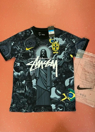 Maillot foot Brasil, marca: Nike, estado: Muy bueno, tamaño: M, 50,00 €, 53,20 € Protección al comprador incluida