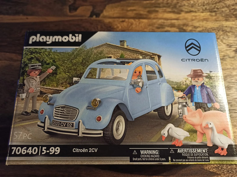 CITROËN AND PLAYMOBIL PARTNER TO CREATE THE CITROËN 2CV PLAYMOBIL SET, Citroën