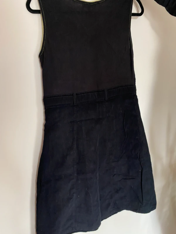 robe d’hiver en velours figure libre taille 38 - photo numéro 4
