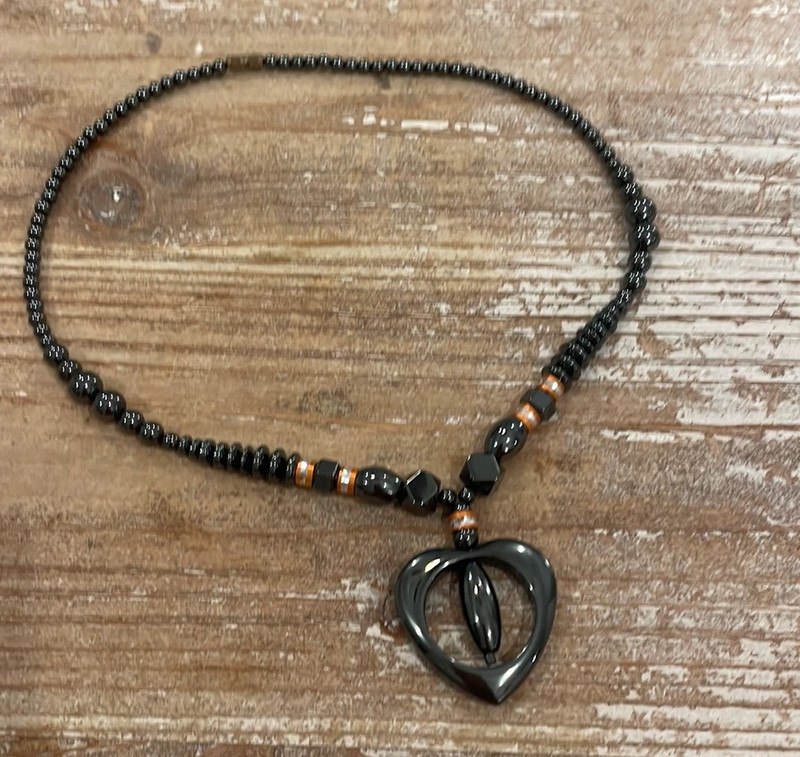 Vintage Dark Gray Beaded Heart Choker Pendant Statement Necklace 3