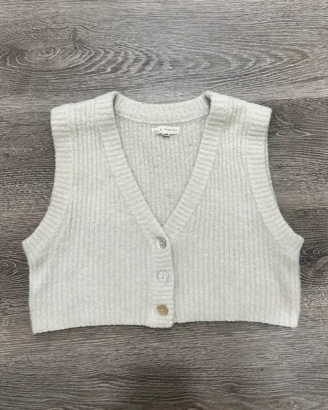 Pacsun LA Hearts Clueless Sweater Vest Top 2