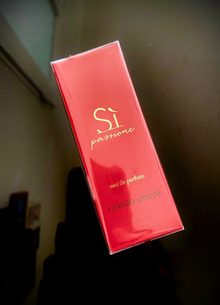 Obrázek k inzerátu: Armani Si Passione EdP