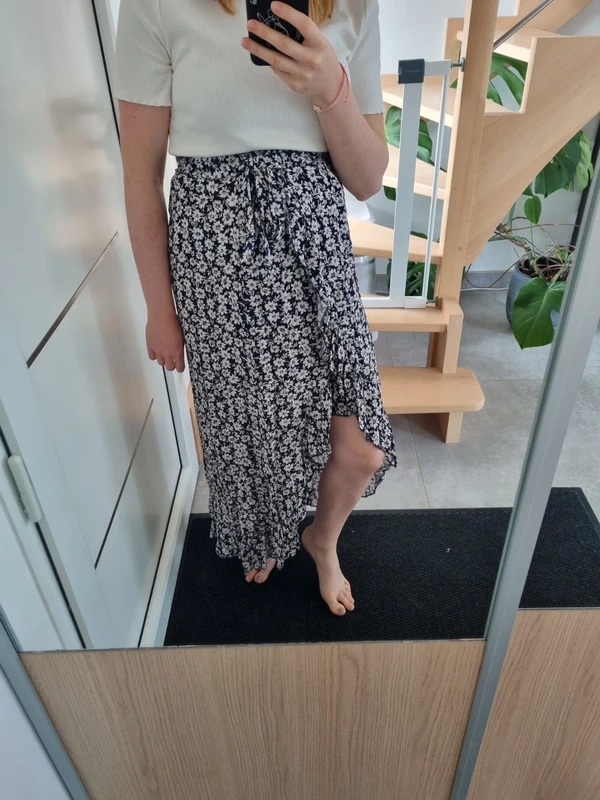 Jupe longue fleurie fente