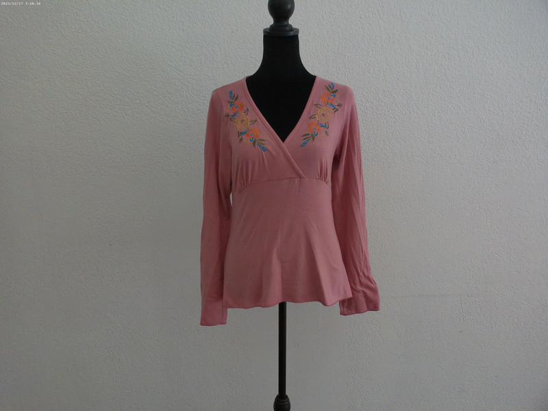 Peach Embroidery Floral V-neck Blouse 1