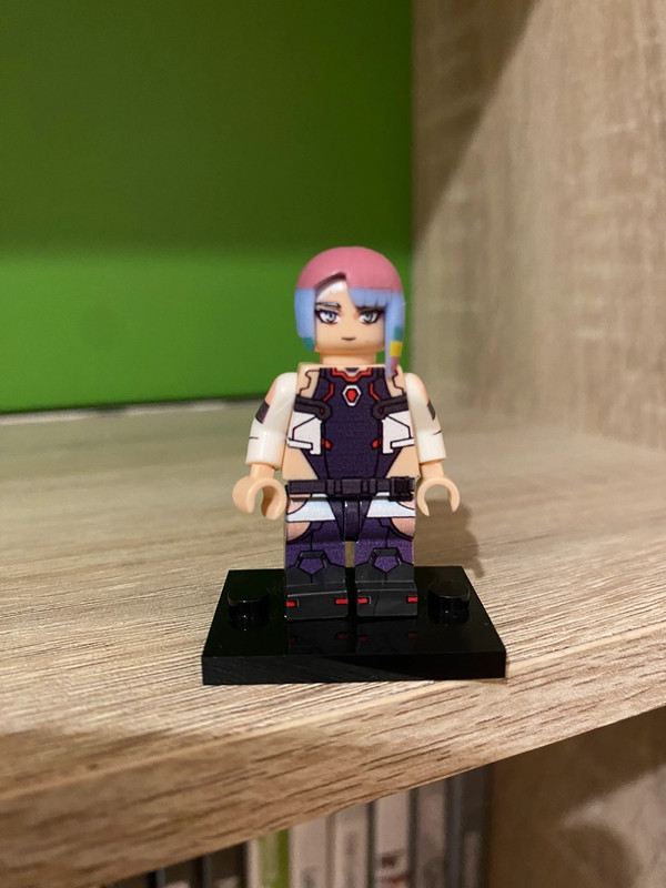 Figurine style Lego, Cyberpunk Edgrunners 1