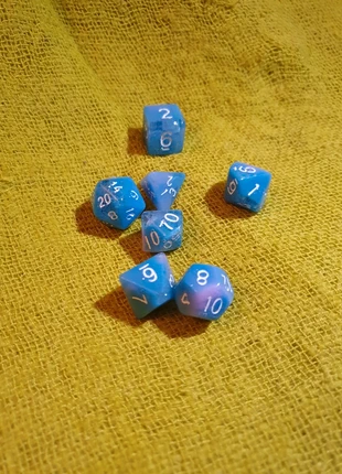 Set de Dés bleu et rose, brand: Fait Main, condition: New without tags, €6.00, €7.00 includes Buyer Protection