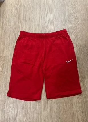 Short Nike, marque: Nike, état: Très bon état, taille: M, 5,00 €, 5,95 € Protection acheteurs incluse