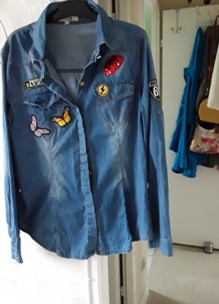 Chemise en jeans., marca: Spatial, estado: Bom, tamanho: XL / 42 / 14, €3.00, €3.85 inclui Proteção do Comprador