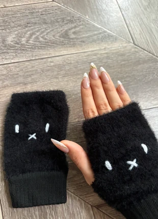 Miffy Gloves, marque: Miffy, état: Neuf avec étiquette, taille: Taille unique, 15,00 €, 16,45 € Protection acheteurs incluse