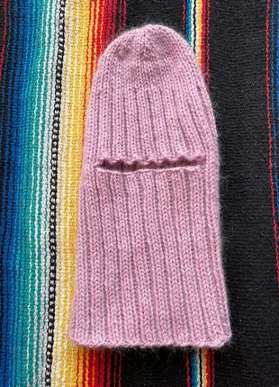 Handmade balaclava , merk: Hand Knitted, staat: Nieuw met prijskaartje, € 30,00, € 32,20 inclusief Kopersbescherming