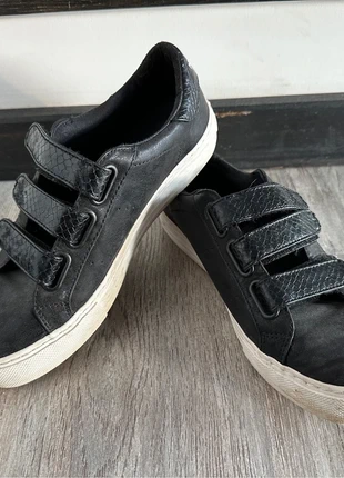 Basket à scratch No name, marque: NoName, état: Très bon état, taille: 37, 20,00 €, 21,70 € Protection acheteurs incluse