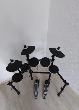 Obrázek k inzerátu: Elektronické bicí - ALESIS dm lite kit