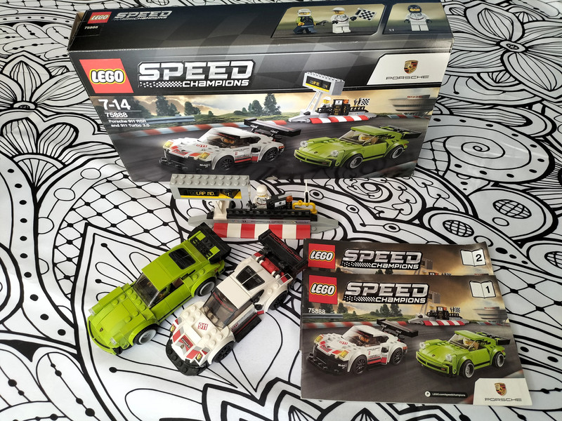  LEGO Speed Champions Porsche 911 RSR and 911 Turbo 3.0