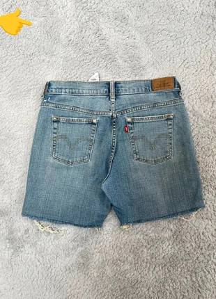 Short Levi’s 515 Vintage 00s bleu clair - W28 (FR38), merk: Levi's, staat: Heel goed, maat: M / 38 / 10, € 17,80, € 19,39 inclusief Kopersbescherming Pro