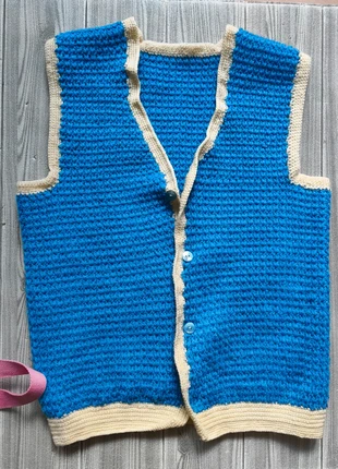 Cardigan gilet smanicato fatto a mano, brand: Vintage Love, condizioni: Ottime, taglia: S / IT 40 / EU 36, €10.00, €11.20 include la Protezione acquisti