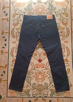 Levis Navy Chinos W34 L30, merk: Levi Strauss & Co., staat: Heel goed, maat: W34 | FR 44, € 9,00, € 10,15 inclusief Kopersbescherming