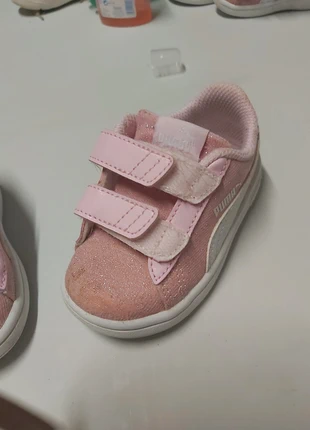 Basketspuma rose pailletée taille 21, état: Bon état, taille: 21, 3,00 €, 3,85 € Protection acheteurs incluse